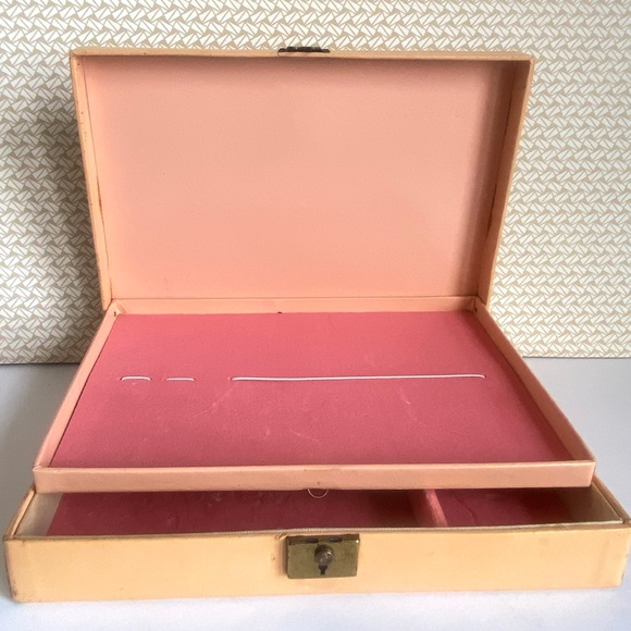 SOLD RARE 60s Jewelry Box Vintage Princess Pink Velvet Lined Retro Atomic Starbu - Picture 3 of 8
